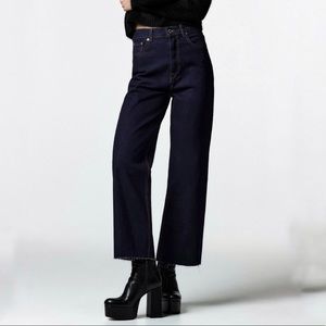 NEW Zara the 90s Cropped Wide Leg Jeans